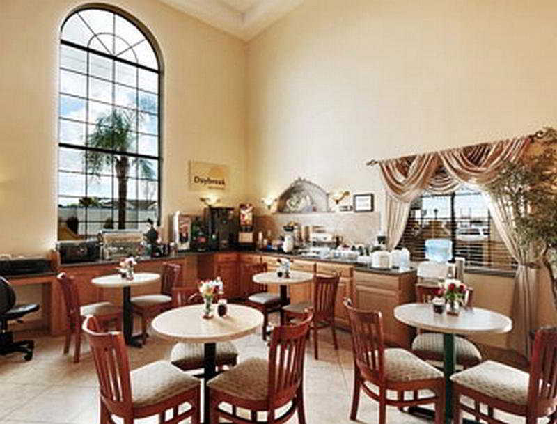 Days Inn & Suites By Wyndham Houston Hobby Airport Zewnętrze zdjęcie